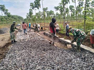Pengaspalan Jalan Pra TMMD Capai 20 Persen