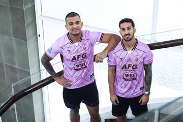 Duet Ernesto Gomez dan Rodrigo Dias Perkuat Persik