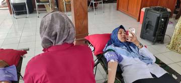 Stok Darah PMI Kediri 355 Kantong