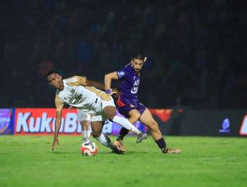 ​Main Kandang, Persik Menang 2-1 dari Dewa United