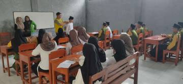 Ciptakan Pesantren Sehat Dinkes Latih Santri Husada