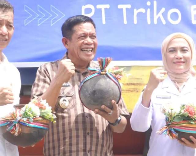Wagub Hugua Lepas 15 Ton Ubur-Ubur ke Tiongkok
