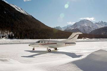 Mendarat di Langit, Penerbangan di Bandara Courchevel