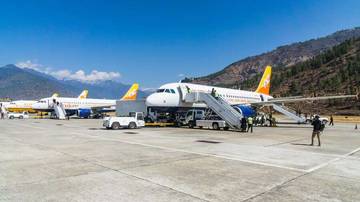 Petualangan di Bandara Paro, Bhutan 