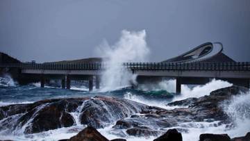 Atlantic Ocean Road, Kecantikan Mematikan di Tepi Samudra