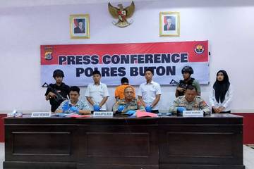 Polres Buton Tangkap Pelaku yang Tiduri Anak Kandung 