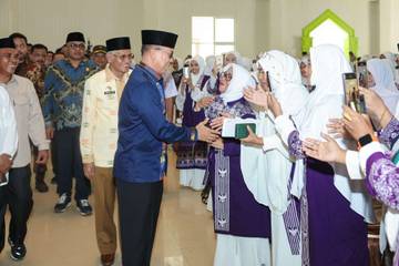 Gubernur Sultra Ingatkan Jamaah Haji Jaga Kesehatan