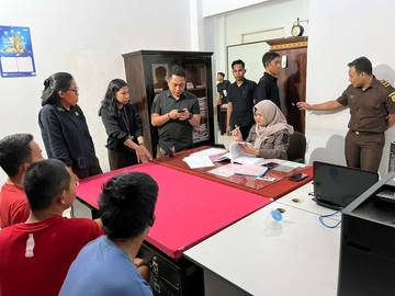 Ditpolairud Polda Sultra Serahkan Tersangka ke Kejaksaan Kolaka