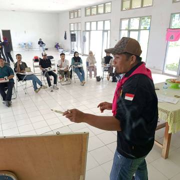 IMPPALA Sangiawita Beri Materi Manajemen Perjalanan Alam Bebas