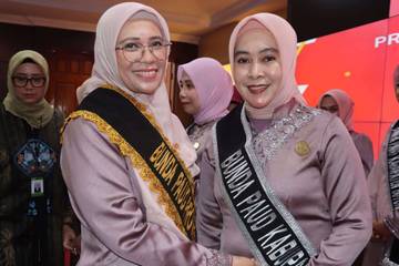 Bunda PAUD dan Bunda Literasi Kolaka Dikukuhkan