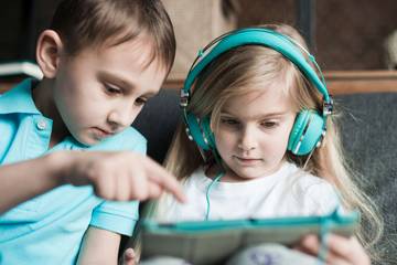 Langkah Langkah Mencegah Anak Kecanduan Gadget