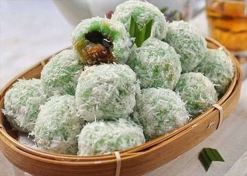 Kue Tradisional Naik Daun Lagi