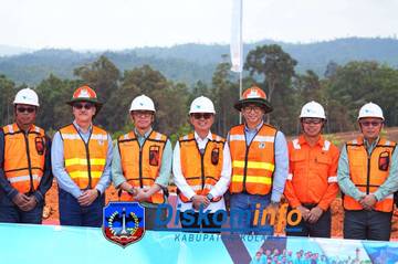 Bupati Kolaka Hadiri First Digging Ceremony