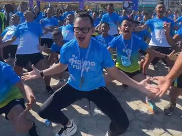 Wamendagri Bima Arya Tuntaskan Maimo Run Empat Baubau
