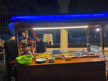 Angkringan MMJ Dibuka, Hadirkan Suasana Malam yang Hangat
