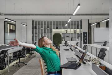 Viral: Tren “Quiet Quitting” di Kalangan Pekerja Muda