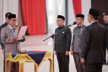Plt.Bupati Koltim Lantik Sekda 