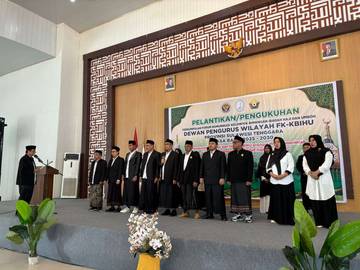 Pengurus DPW FK KBIHU Sultra Resmi Dilantik