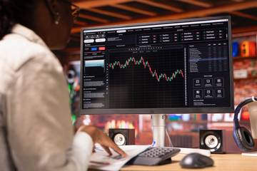 Penurunan Saham Awal Tahun Picu Kekhawatiran Investor Domestik