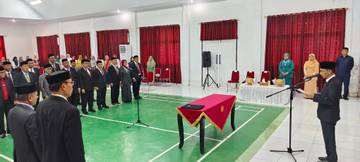 Bupati Wakatobi Rotasi Pejabat, Berikut Daftarnya