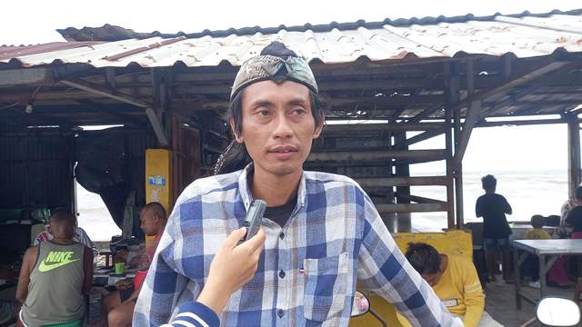 Ketika Sampah Mengusir Pembeli Dari Pasar Oesapa