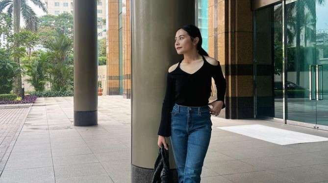 Langsing Sehat ala Prilly Latuconsina: Tips Perut Rata