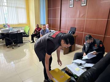 Jaksa Geledah Dugaan Korupsi Proyek Rehabilitasi Sekolah TA 2021