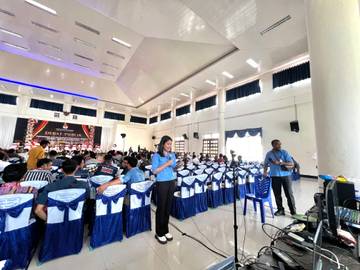Tips Jitu Menjadi Presenter Depan Kamera yang Memukau