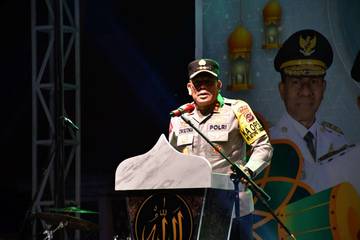 Lepas Pawai Malam Takbir, Kapolda NTT Apresiasi Panitia 