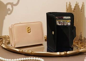 Dompet Perempuan Simple yang Pas untuk Outfit Elegan