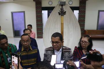 Frits Fanggidae Jadi Plt Dirut PT Jamkrida NTT