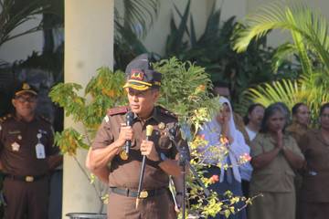 Kajati NTT Komitmen Berantas Praktik Korupsi