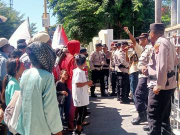 Dugaan Korupsi 2.100 Rumah, ANDB Datangi Kejati NTT