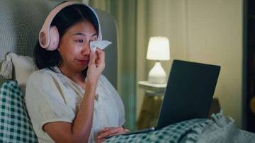 Dampak Kesehatan Mental Menonton Film yang Menyedihkan
