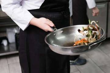 Masakan Tertentu Tak Boleh Gunakan Wajan Stainless
