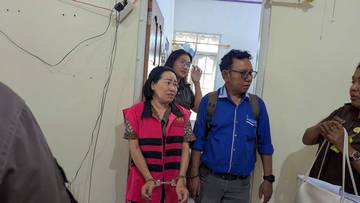 Kejari Flotim Tetapkan LYTF Tersangka Korupsi Dana Bos