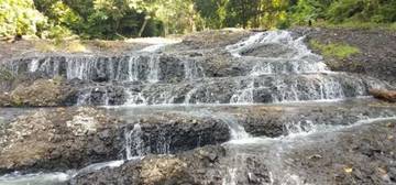 Wai Nape: Tempat yang Cocok untuk Bersantai