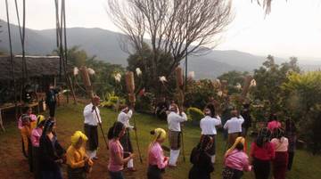 Kampung Melo, Surga Budaya di Atas Bukit