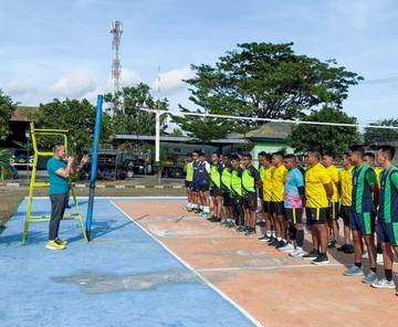 Jalin Silaturahmi Dandenpom IX/1 Kupang Gelar Turnamen Voli 