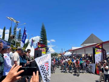Tour de EnTeTe Finish di Labuan Bajo
