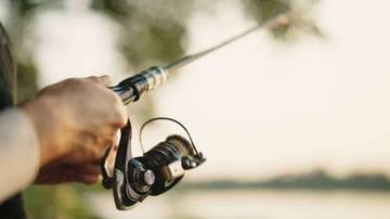 Simak Hobi Memancing berarti Orang yang penyabar