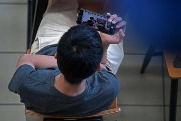 Australia Tindak Tegas Anak Akses Platform Media Sosial
