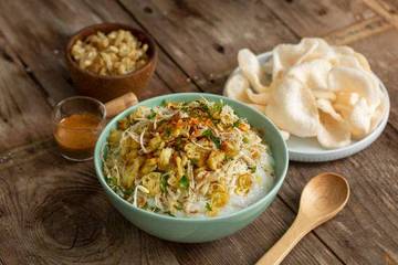 Membuat Bubur Ayam Rumahan Sendiri