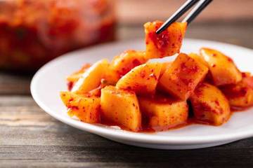 Membuat Kimchi Lobak Sederhana