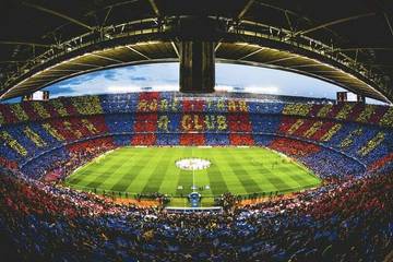 Barcelona Resmi Latihan Perdana di Stadion Nou Camp