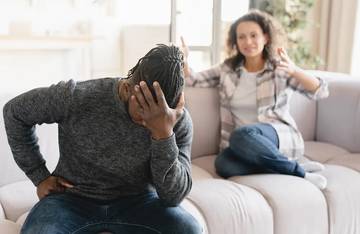 Gaslighting Bukan Sekadar Berbohong, Ini Perbedaannya Jelas