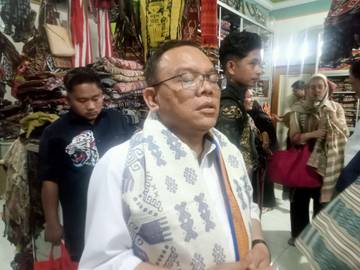 Komisi VII DPR Berkunjunga ke UMKM "Ina Sabu"