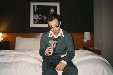 Harry Styles Rilis Single “Aperture”