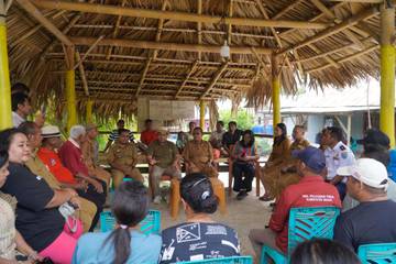 Gubernur NTT Dialog Bersama Pembuat Moke di Aimere