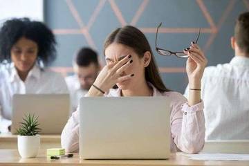 Cara Menjaga Kesehatan Mata Gen Z Era Digital